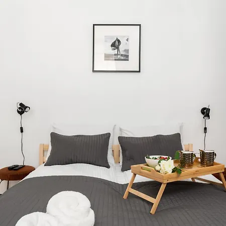 Wood And Grey - Strzalowa 3 By Renters - Self Check In 24h * 포즈난