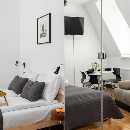 Wood And Grey - Strzalowa 3 By Renters - Self Check In 24h 아파트 포즈난