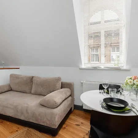 Appartement Wood And Grey - Strzalowa 3 By Renters - Self Check In 24h