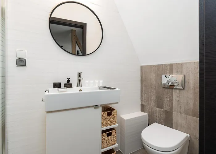 Wood And Grey - Strzalowa 3 By Renters - Self Check In 24h 아파트 *